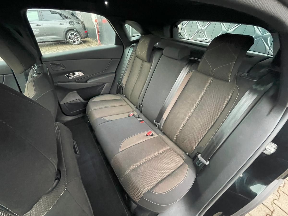 DS 7 Crossback, BASTILLE 1.5 BlueHDi 96 kW - fotka 5