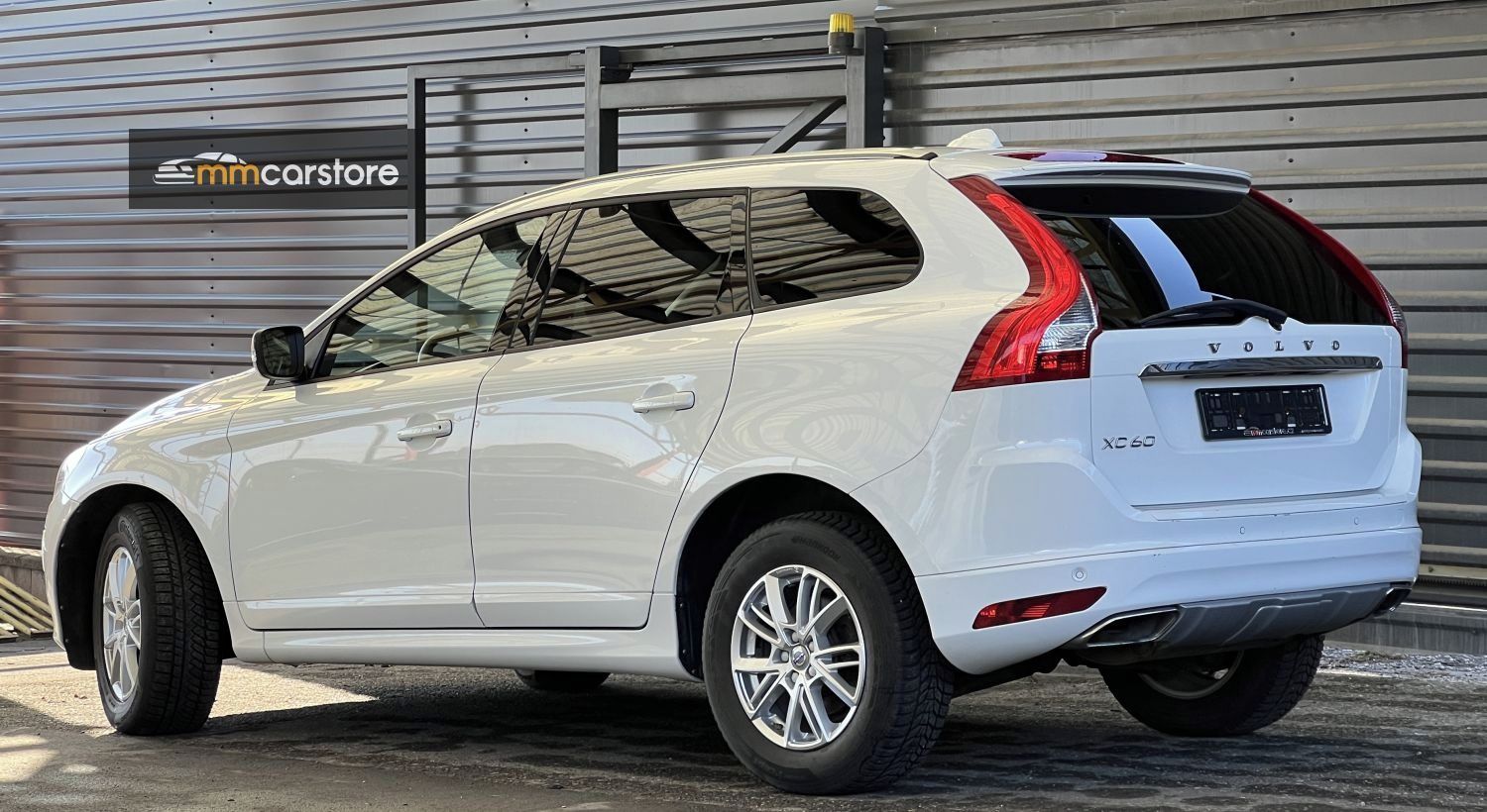 Volvo XC60, 2.0 D3, BIXENON, NAVI - fotka 5
