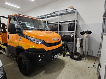 Iveco, 4x4 kontejner offroad