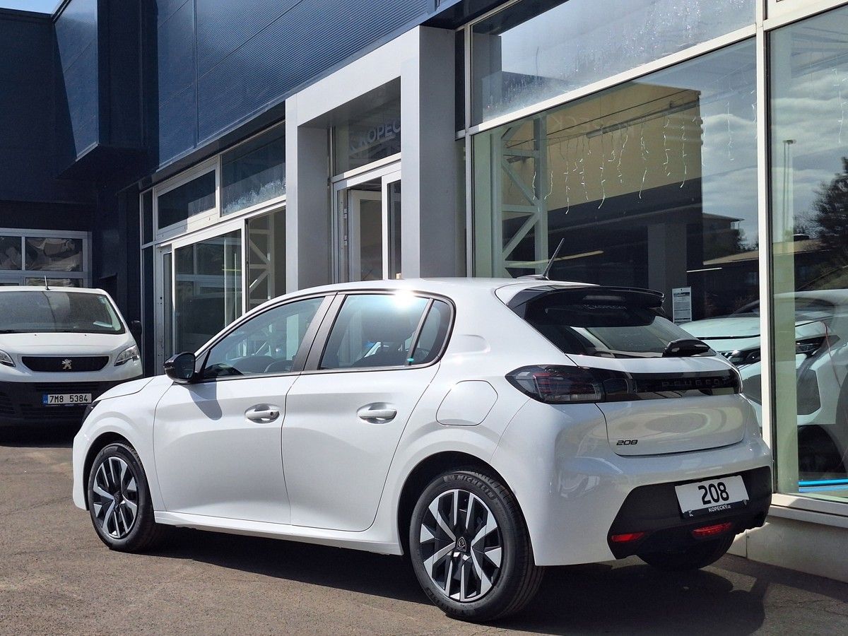 Peugeot 208, STYLE 1.2 PT TURBO 100k MAN6 - fotka 4