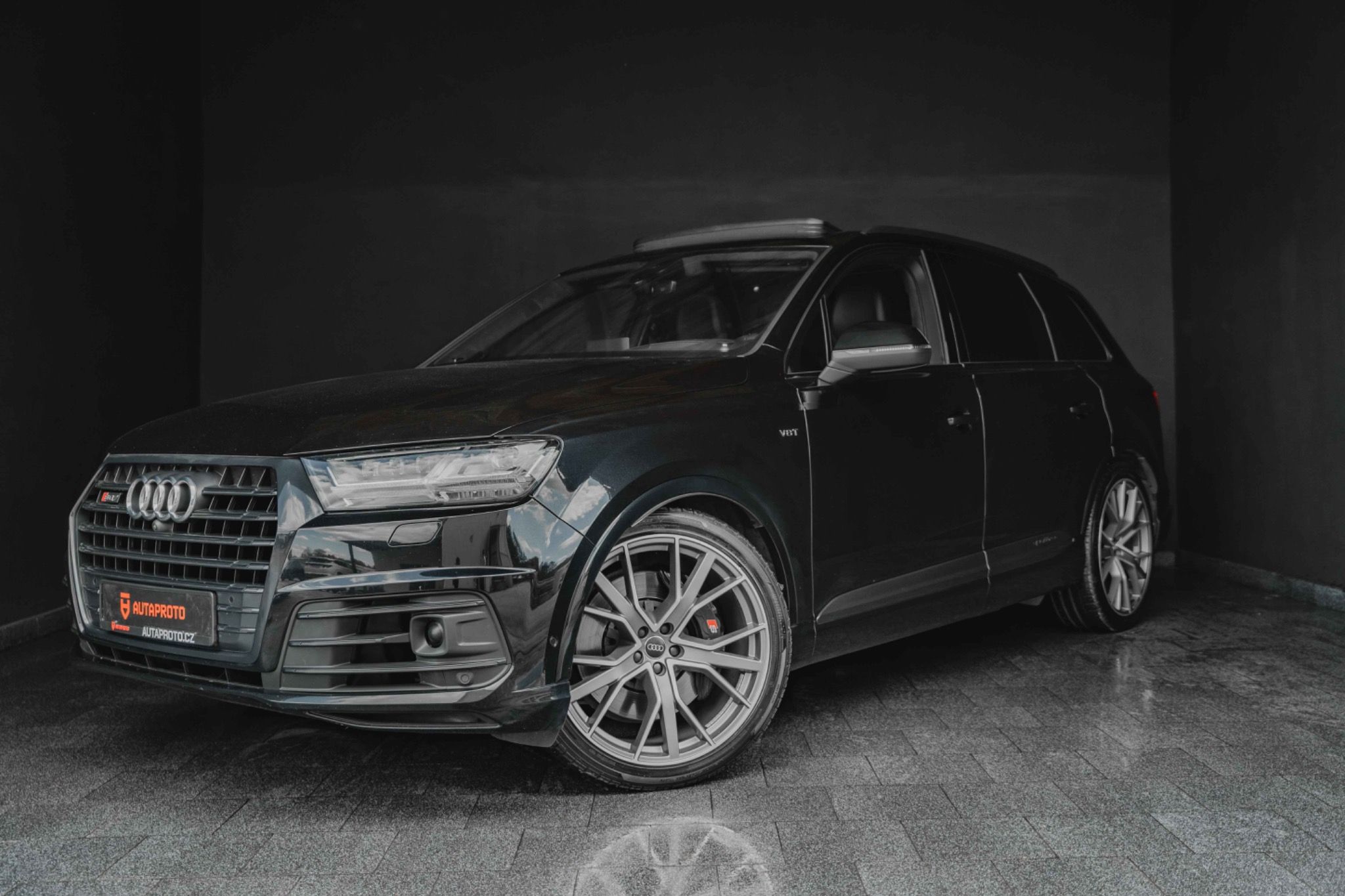 Audi SQ7, V8-TDi-7míst-HUD-B&O-TZ-CZ-R22