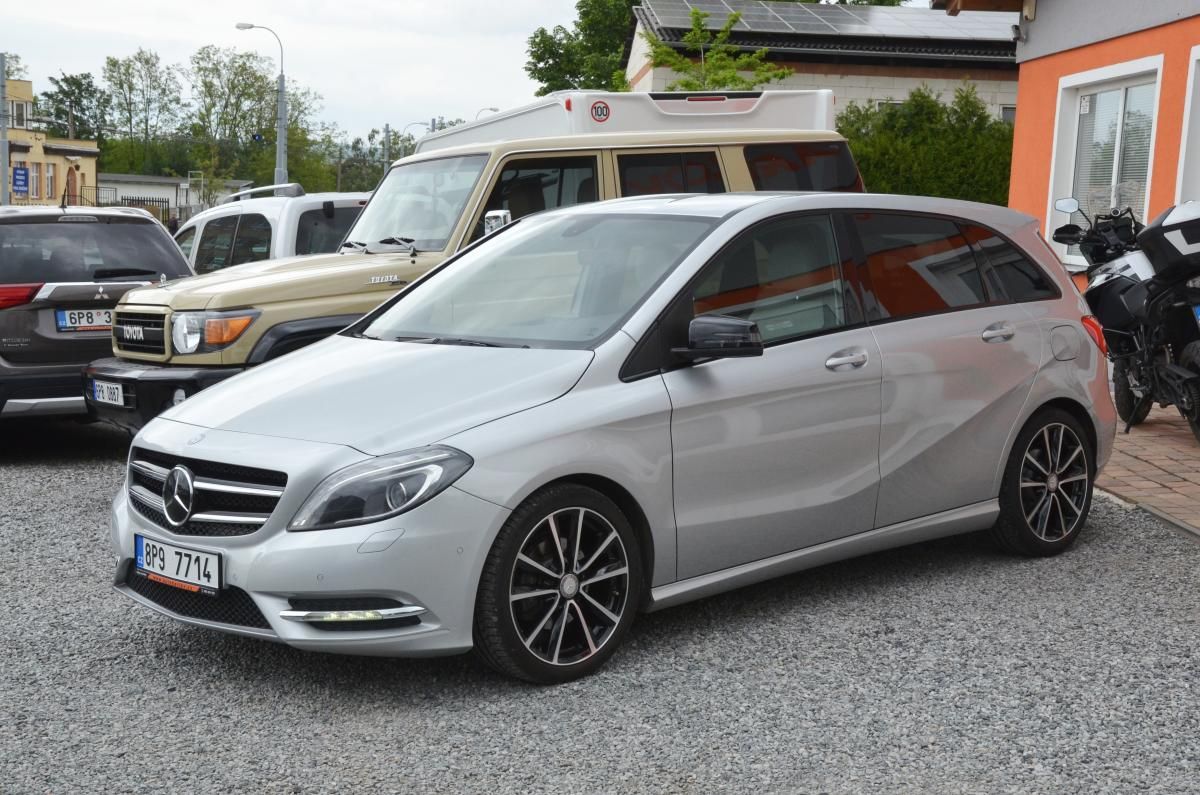 Mercedes-Benz Třídy B, B 180 CDi / NAVI / Bi-XENON - fotka 3