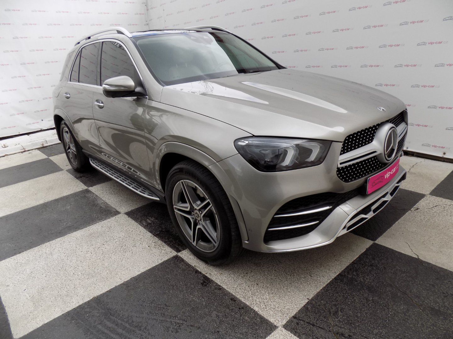 Mercedes-Benz GLE, 400d/AMG-Line/4-M/Full-Led/ - fotka 5