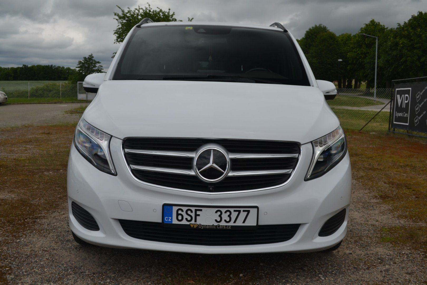Mercedes-Benz Třídy V, 250D Long Edition 1 Burmester - fotka 2