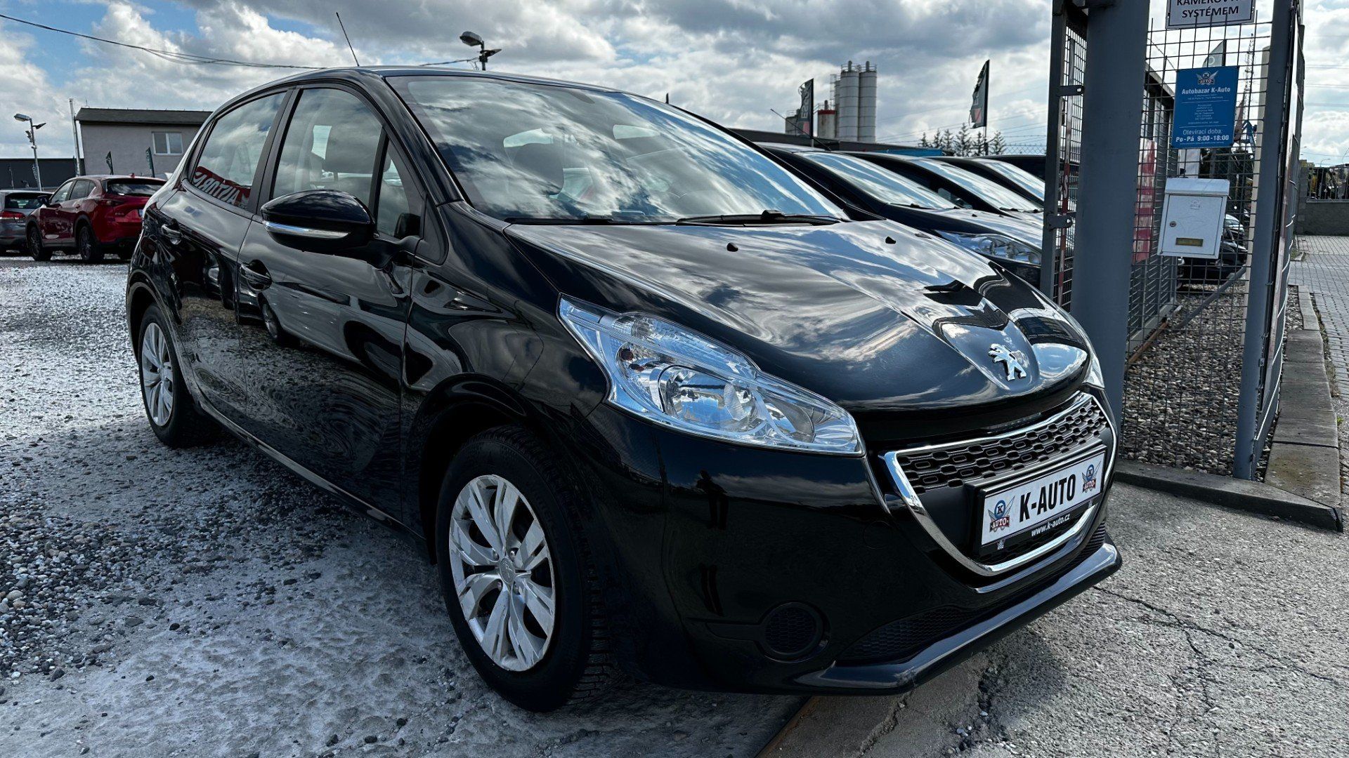 Peugeot 208, 1.2i 60kW*PureTech*Servis* - fotka 3