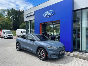 91kWh Premium RWD 600km dojezd