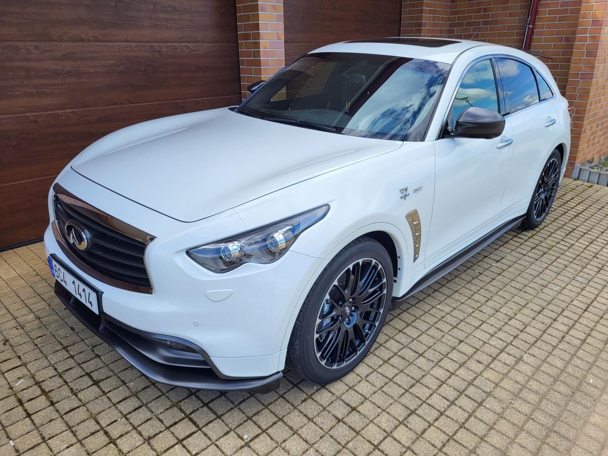 Infiniti FX50, VETTEL Edition 1 of 150 !!!!!!