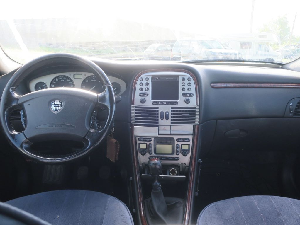 Lancia Lybra 2003 из Чехии