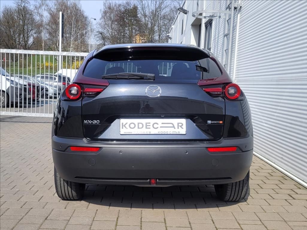 Mazda MX-30, 1,0 R-EV 170k AT 4x2  Edition- - fotka 5