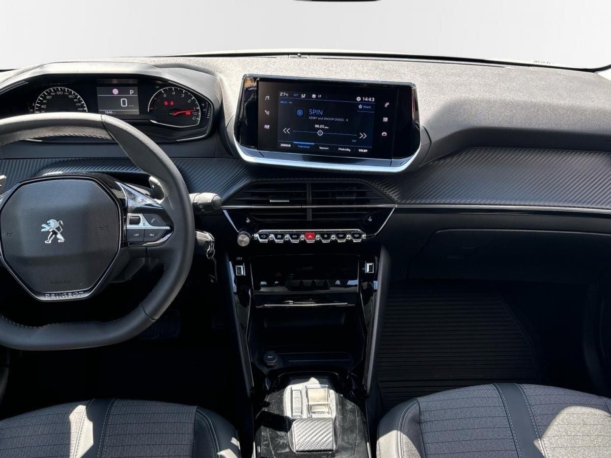 Peugeot 208, Allure 1.2 PureTech 100k EAT8 - fotka 5