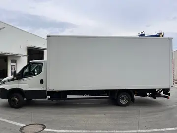 Iveco, IVECO DAILY