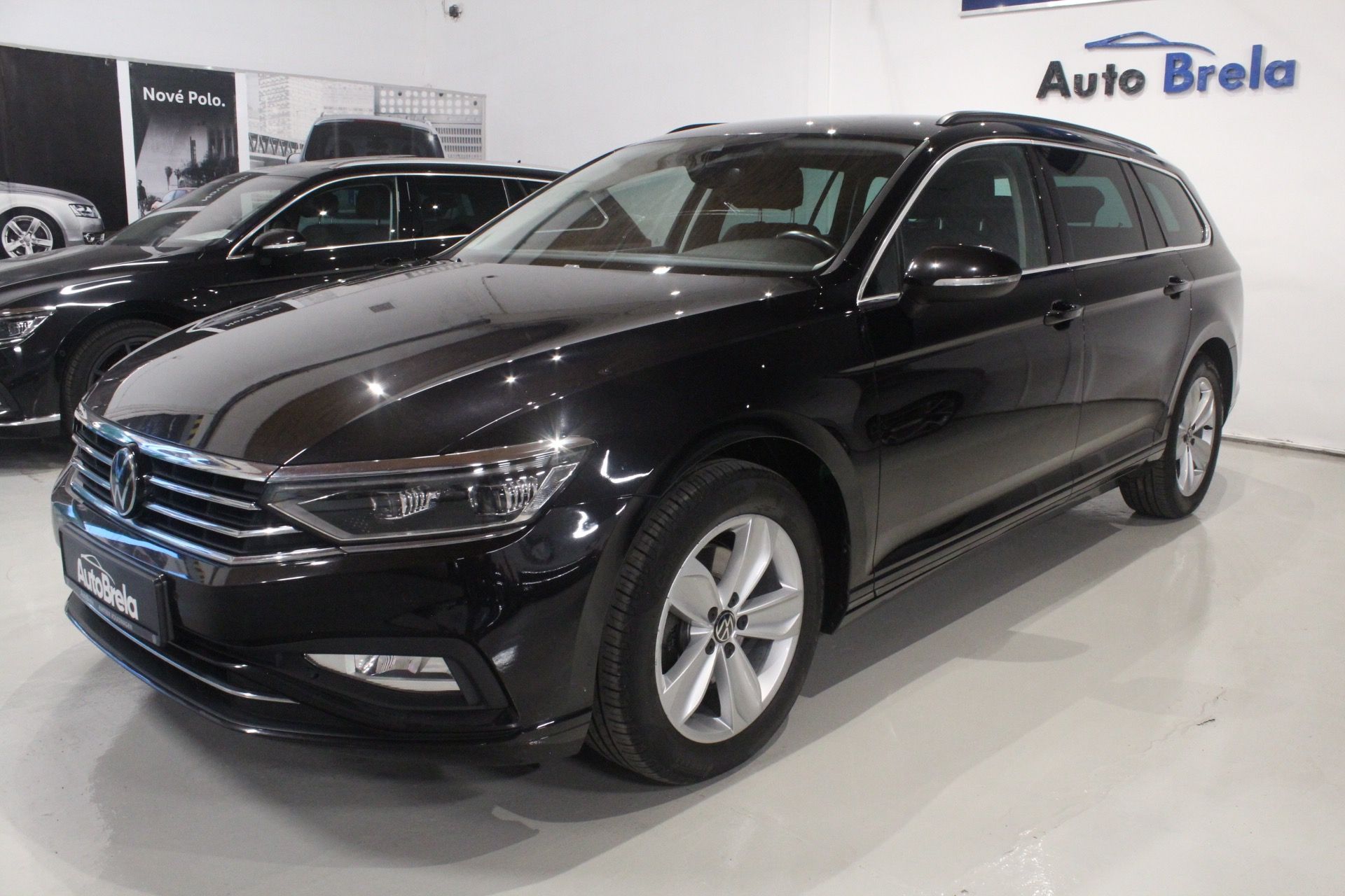 Volkswagen Passat, 2.0TDI DSG Matrix Display - fotka 6
