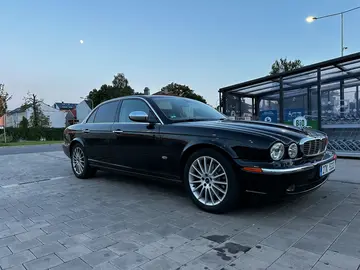 Jaguar XJ, Jaguar XJ6 2,7D 152kw