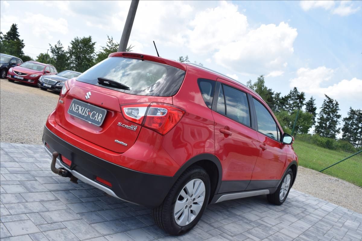 Suzuki SX4 S-Cross, 1,6 DDiS 88KW 4X4 TAŽNÉ - fotka 5