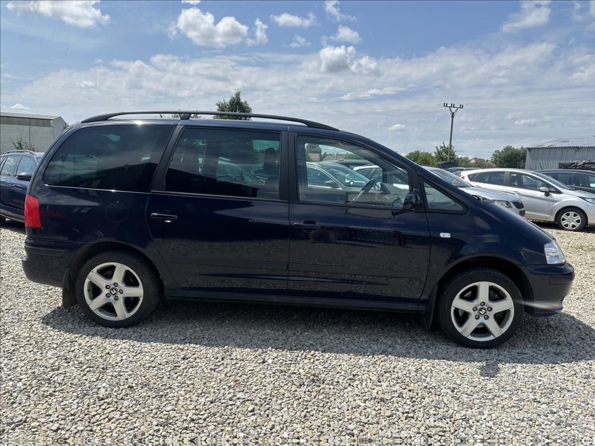 Seat Alhambra, 1,9 TDI 4X4 tažné, 7míst - fotka 4