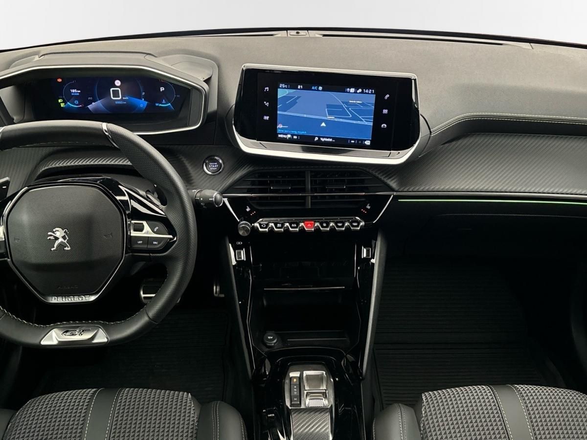 Peugeot 208, GT/EAT8+ navíc výbava za 63tis - fotka 5