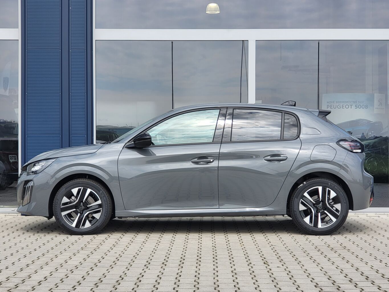 Peugeot 208, ALLURE 1.2 100 MAN6 - fotka 3