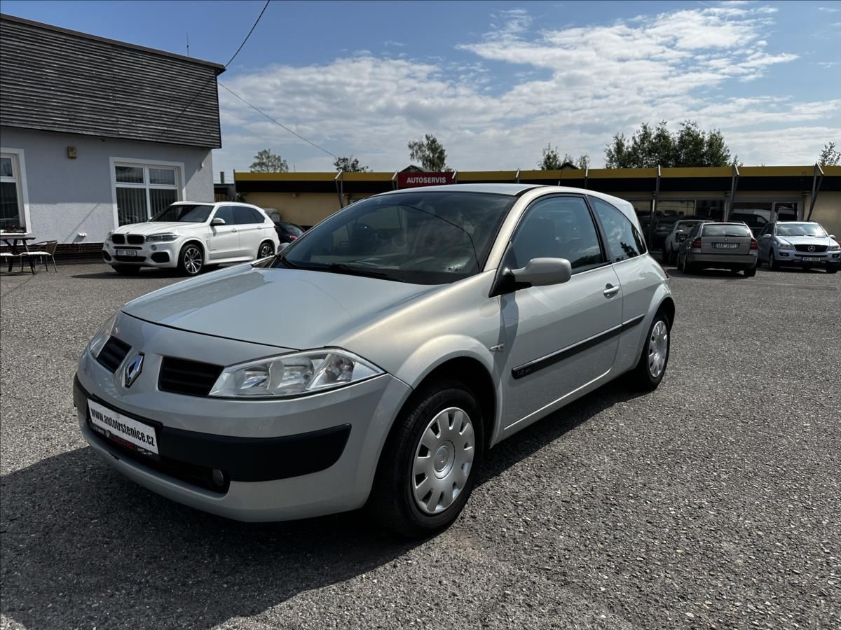 Renault Mégane, 1,6 i16V Expression-HEZKÝ STAV