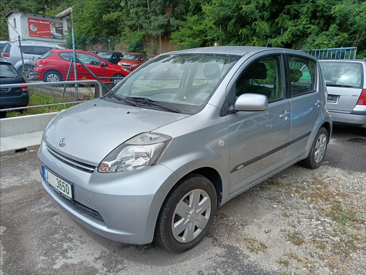 Daihatsu Sirion, 1,0 i Top - fotka 4