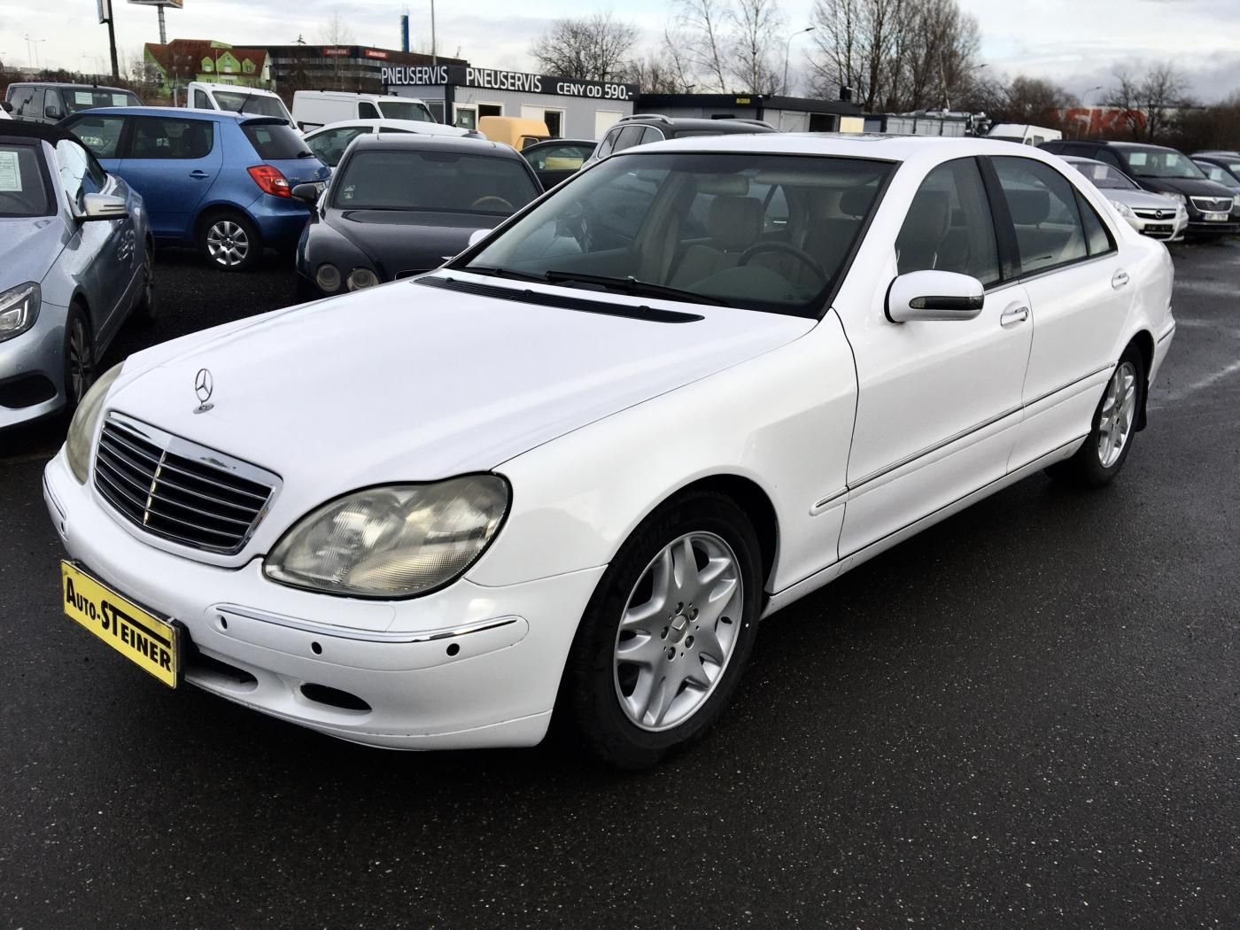 Mercedes-Benz Třídy S, 5,0 S 500L  5.0 V8