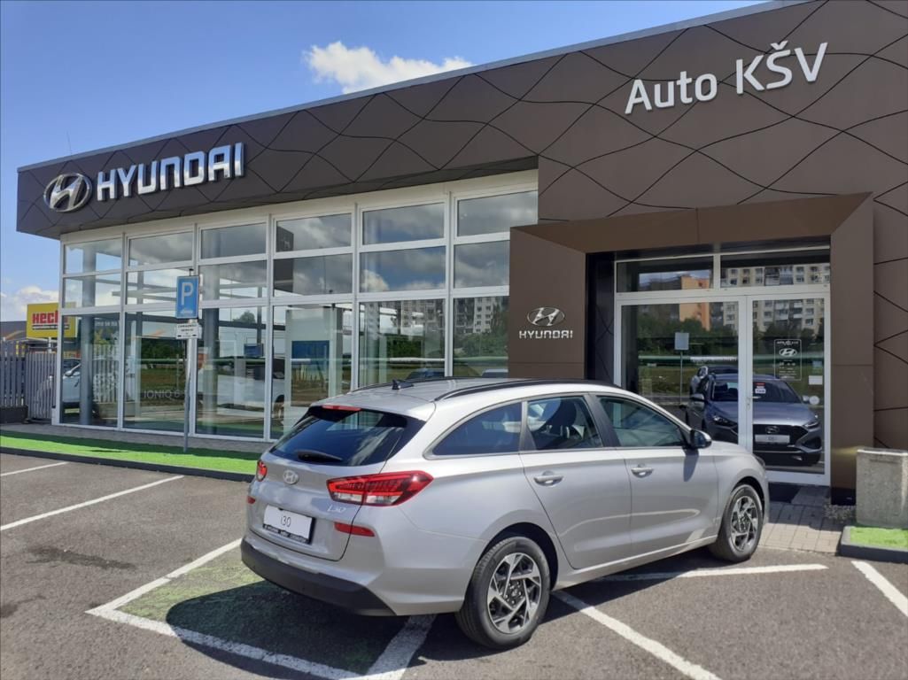 Hyundai i30, 1,5 - fotka 4