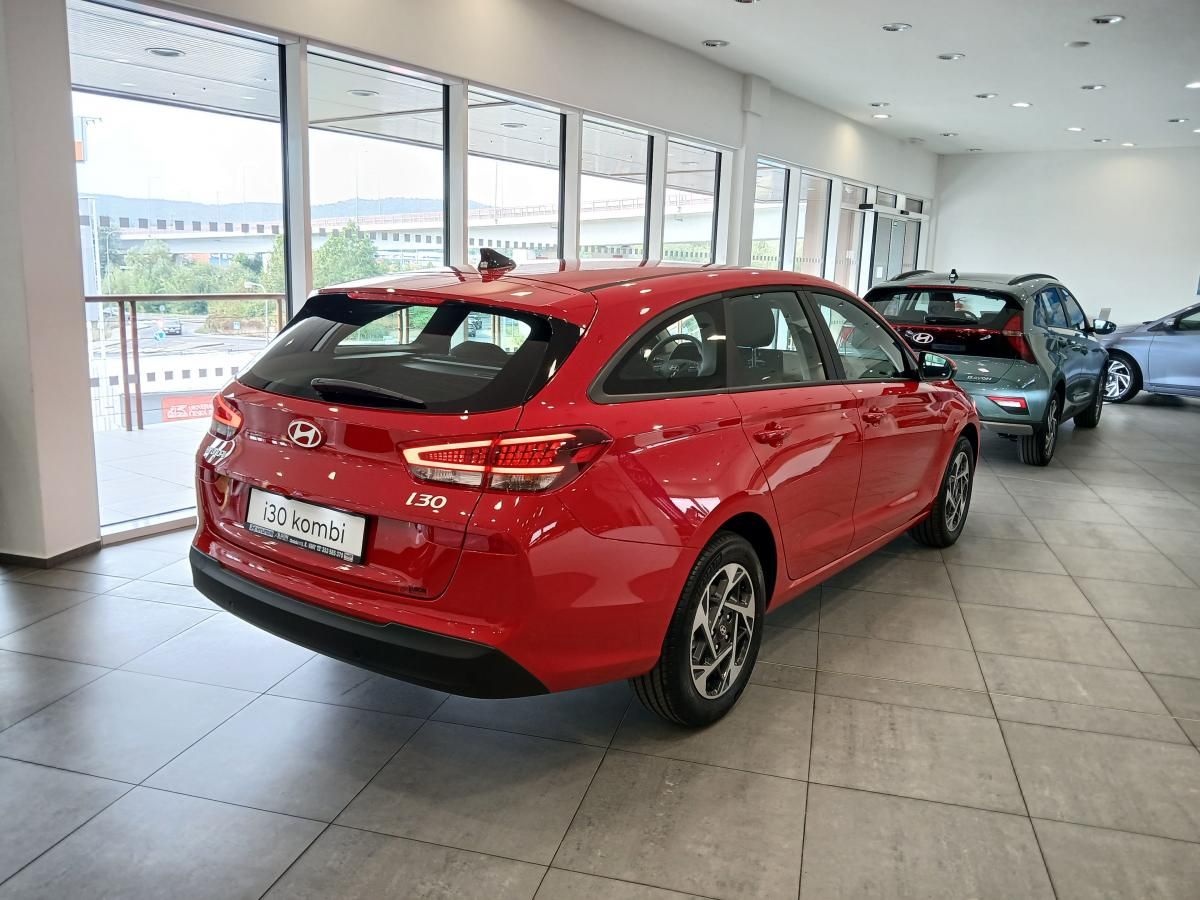 Hyundai i30, 1,0 T-GDI GO Czech! - fotka 3