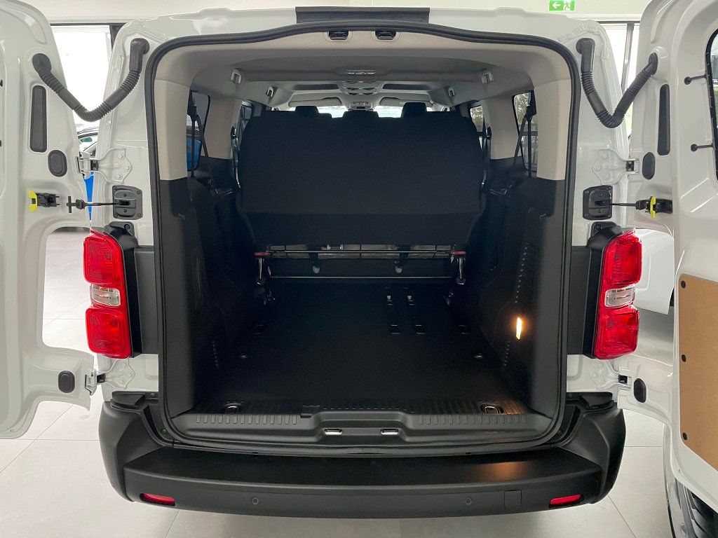 Opel Vivaro, Combi "L" 2,0CDTi + ZP zdarma - fotka 5