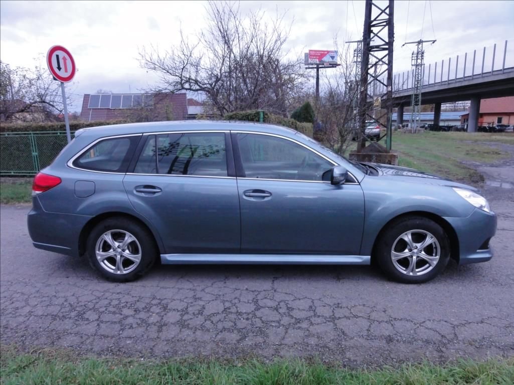 Subaru Legacy, 2,0 TOP stav Serviska 4X4 - fotka 3