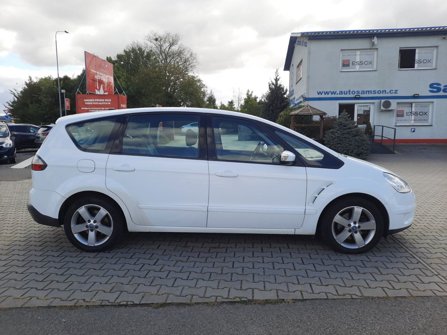 Ford S-MAX, 2,0 TDCi 96kW GPS NAVI AUTOMAT - fotka 4