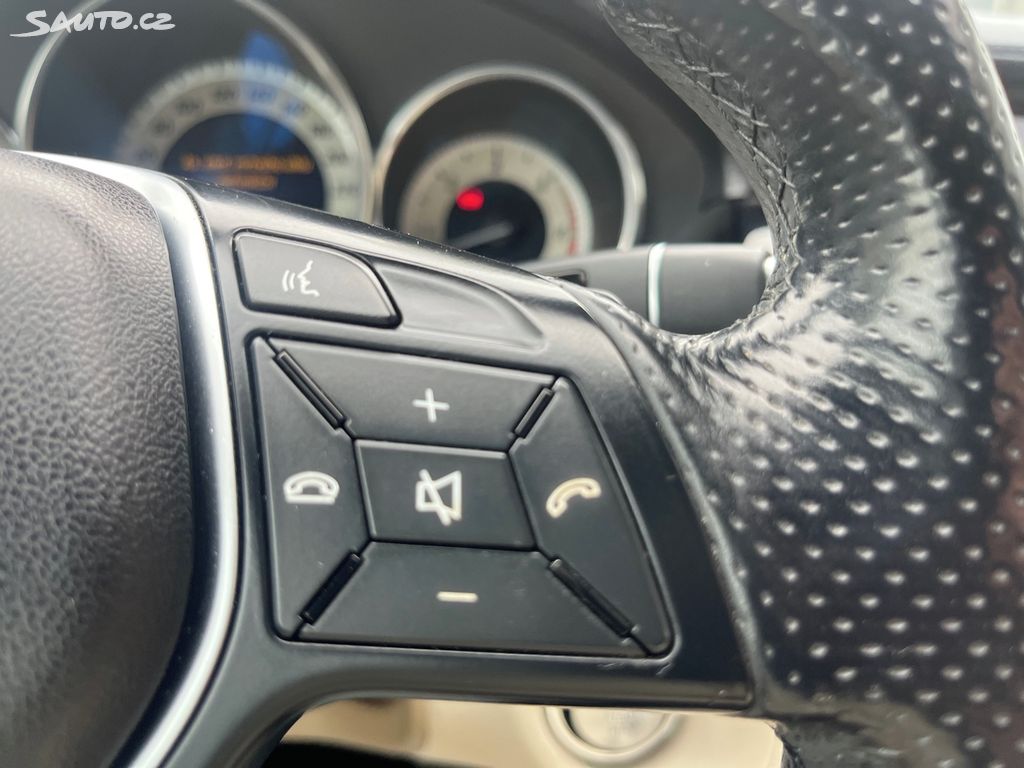 Mercedes-Benz CLS, fotka 22