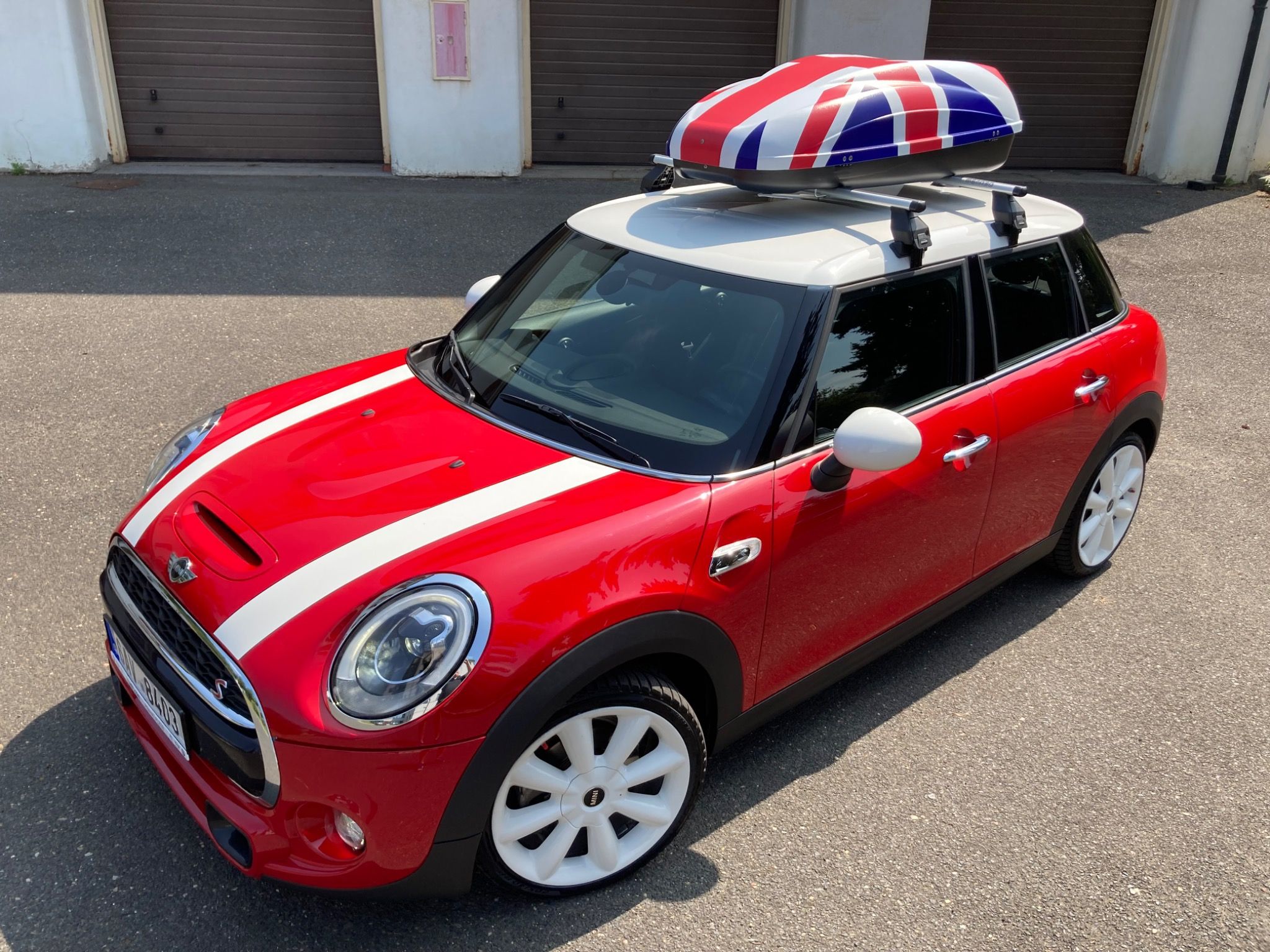 Mini Cooper S, 5door 2.0i 141kW ČR DPH - fotka 2