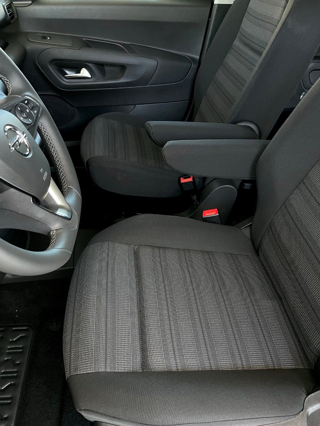Opel Combo, Elegance Plus + ZP zdarma - fotka 3