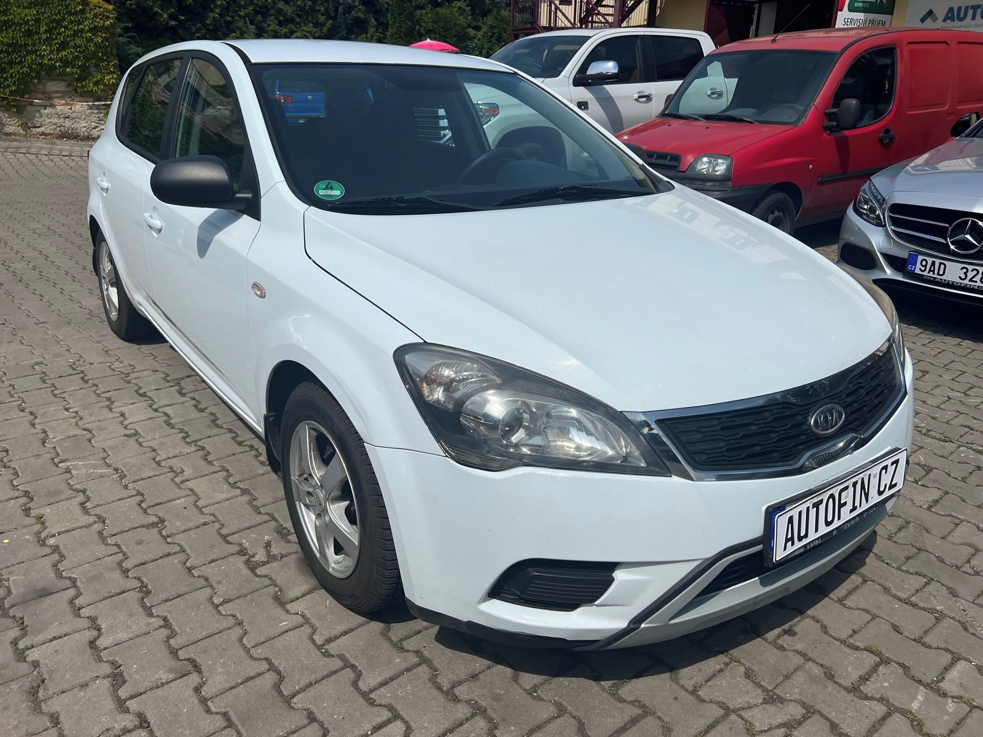 Kia Cee´d, 1,6CRDi 66kW AC, CZ - fotka 3