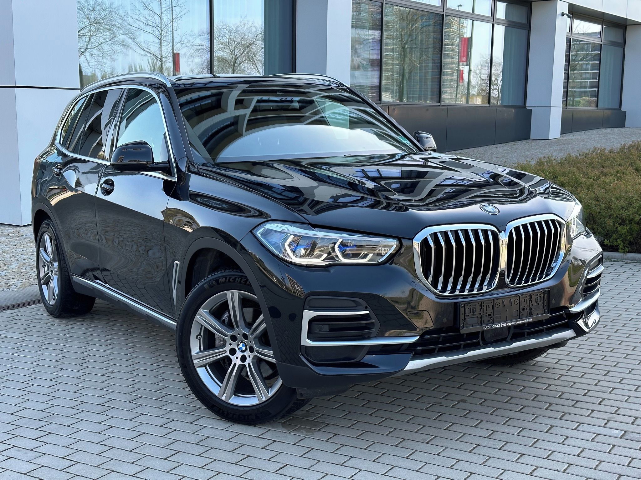 BMW X5, 30d 210 kW|Laser|Pano|Nezávisl
