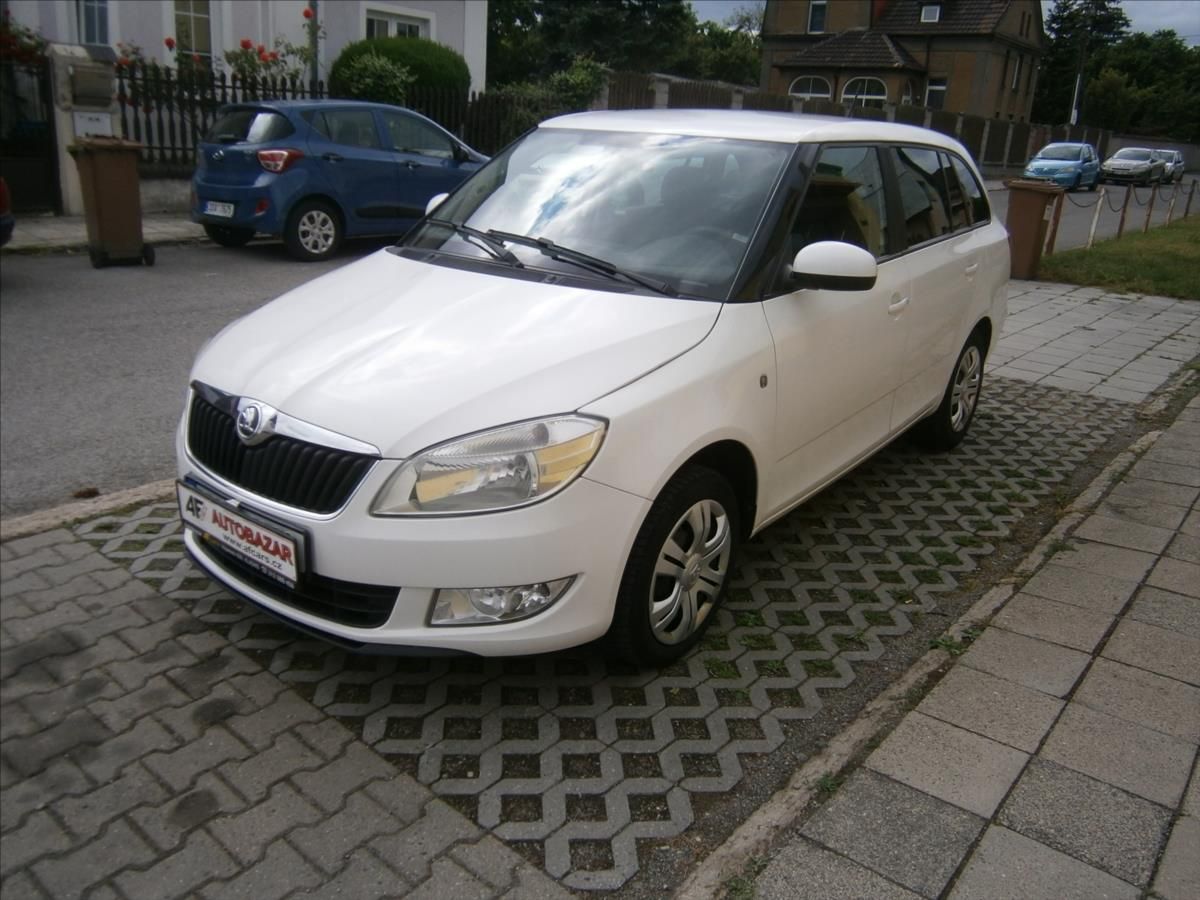 Škoda Fabia, 1,6 TDI  KOMBI KLIMA - fotka 3