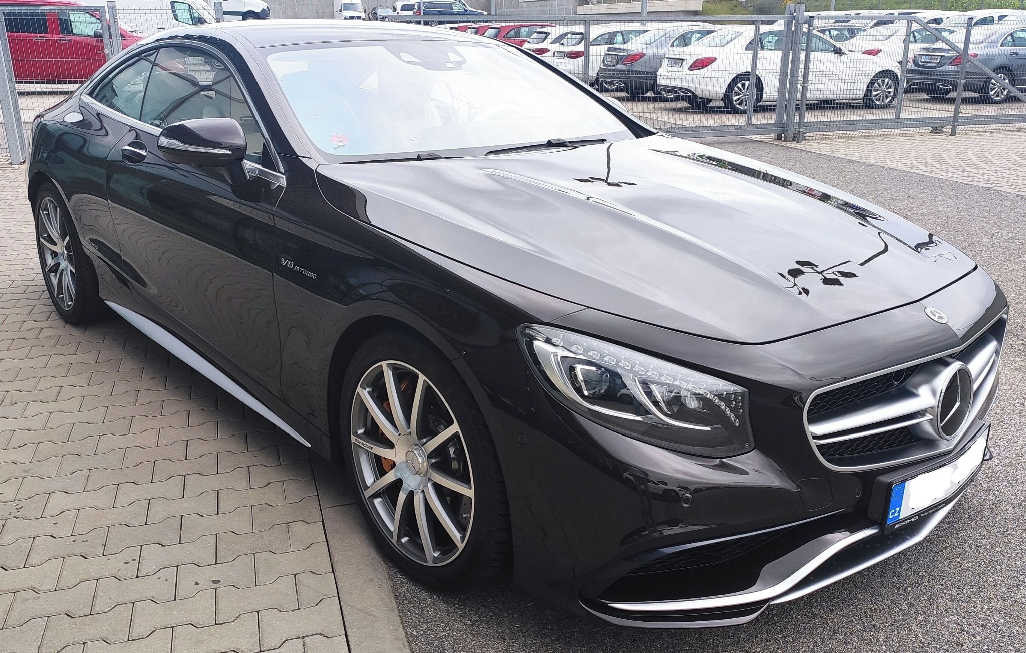 Mercedes-Benz Třídy S, S63 AMG 4M Coupé - fotka 3