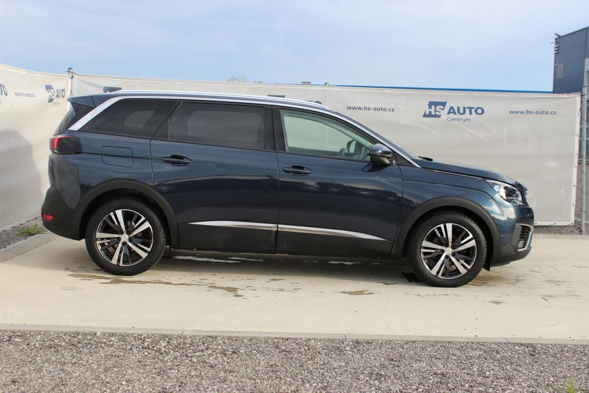 Peugeot 5008, 1.2PureTech,ALLURE,DPH,130HP - fotka 5