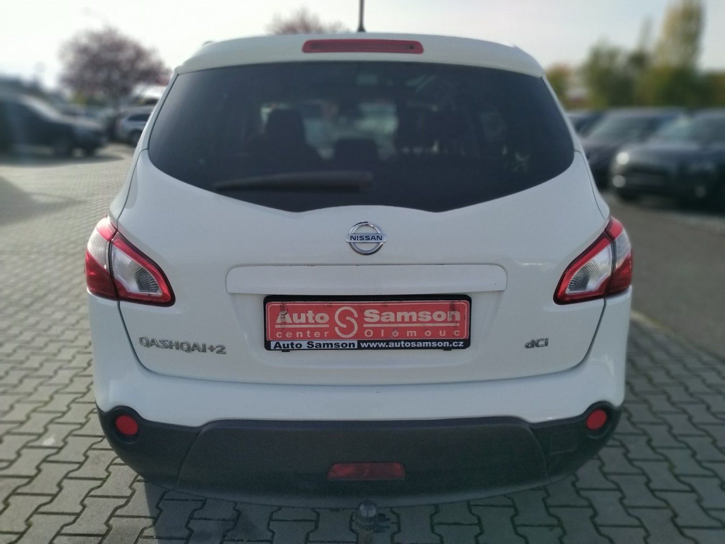 Nissan Qashqai, +2  1,5DCi 76kW *7MÍST*NAVI* - fotka 6
