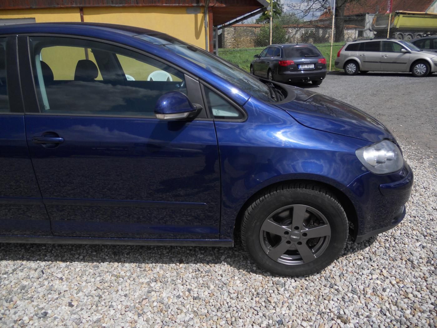 Volkswagen Golf Plus, 1,9 TDi 77Kw Tour - fotka 4