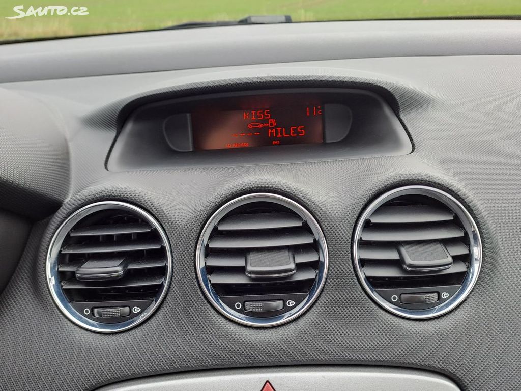 Peugeot 308 1.6i DIGI. KLIMATIZACE | Sauto.cz