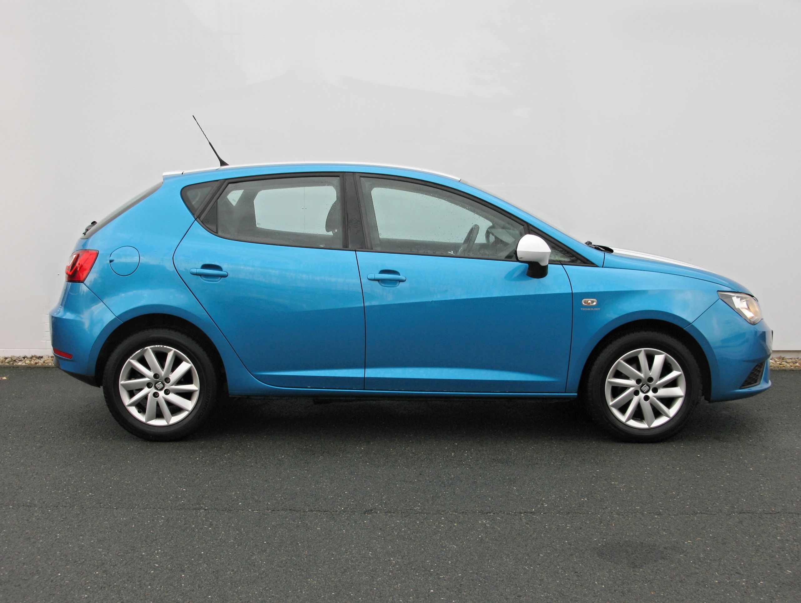 Seat Ibiza, Style 1.2 TSI 77 kW - fotka 3