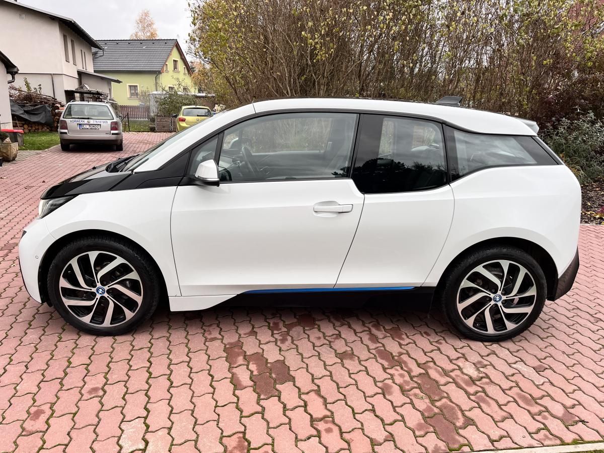 BMW i3, REX HYBRID 125KW,2xKOLA,NAVI - fotka 5