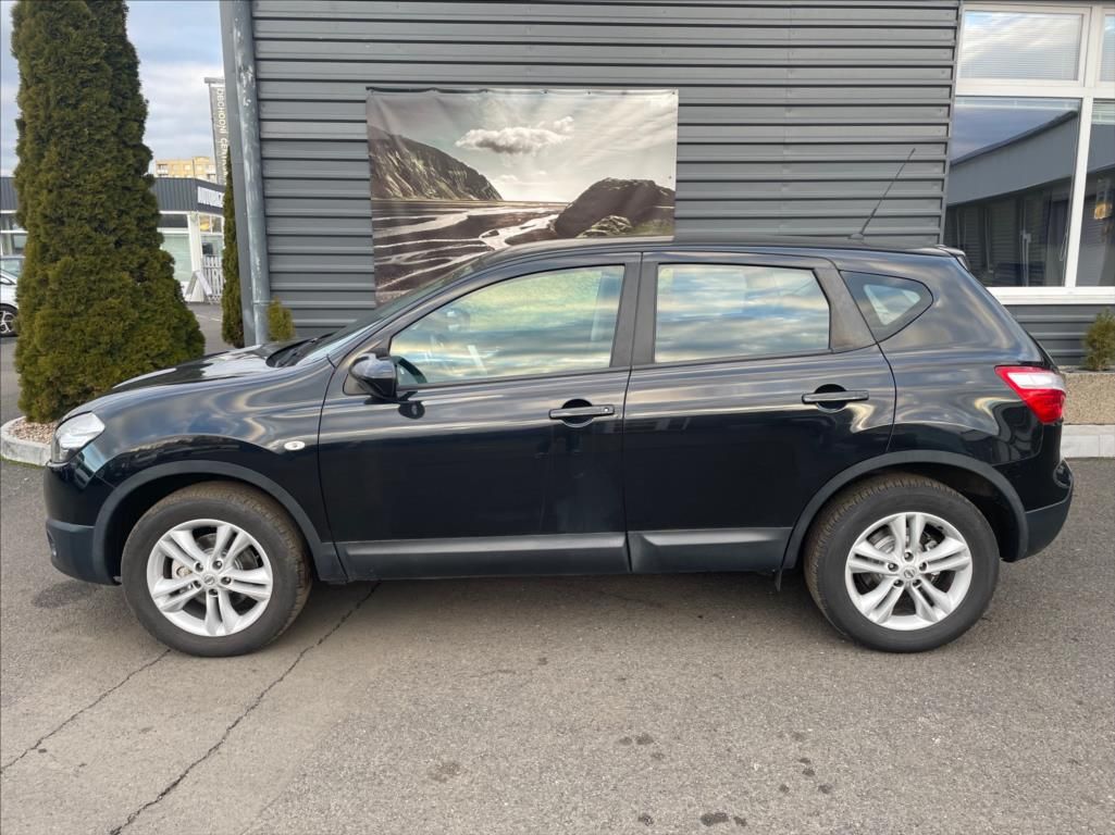 Nissan Qashqai, 2,0 - fotka 6