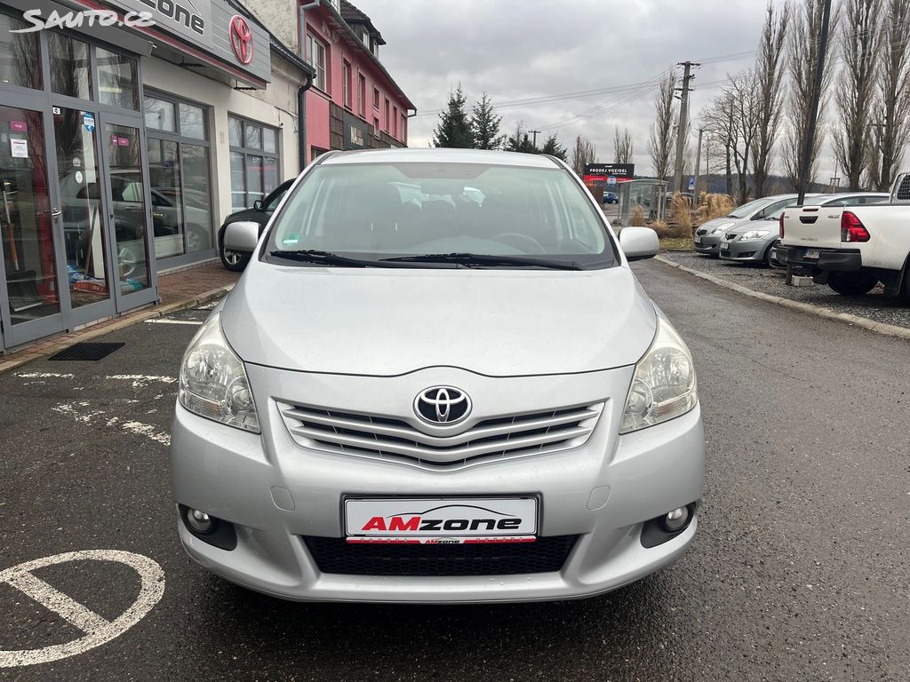 Toyota Verso, fotka 2