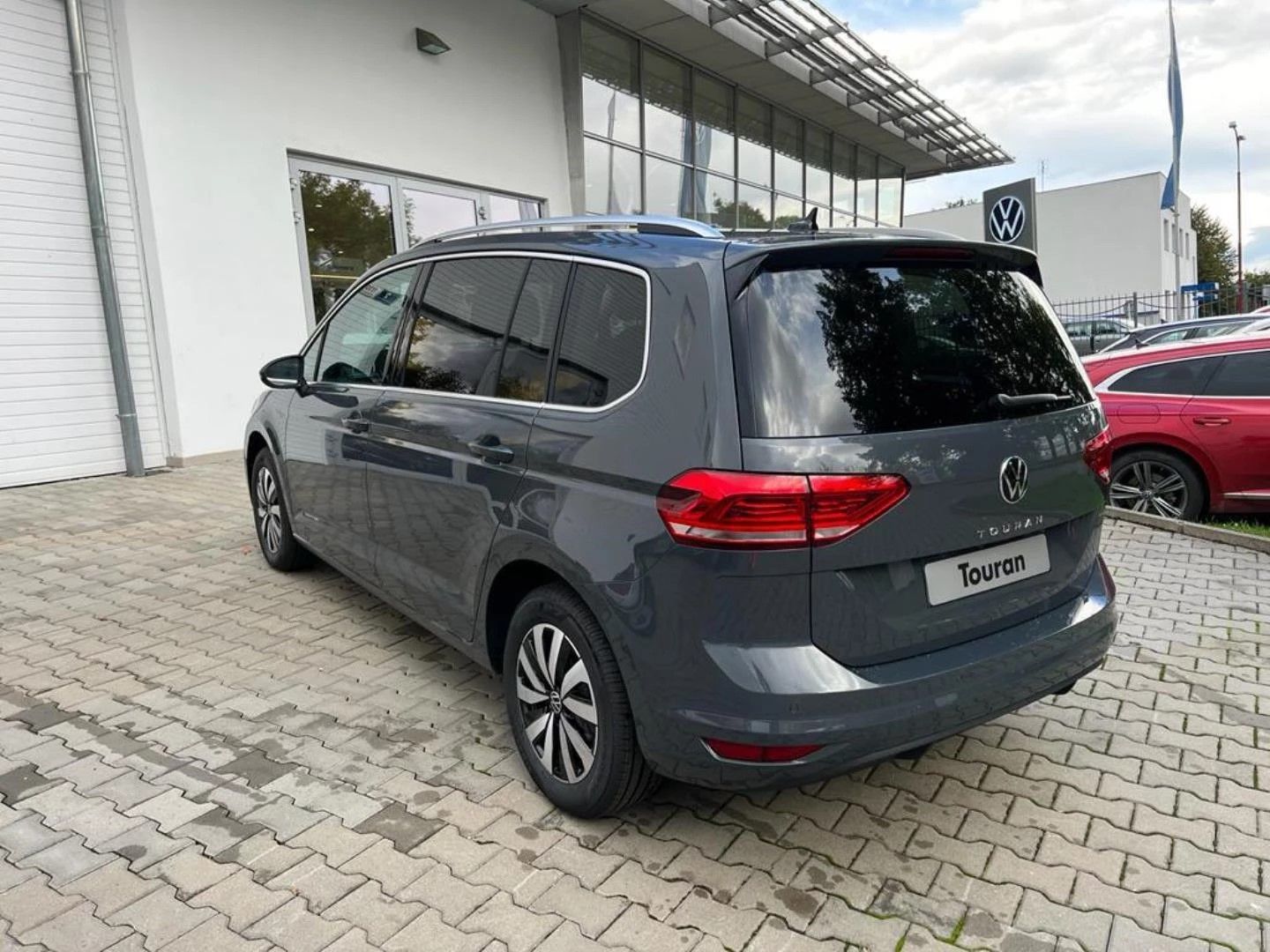 Volkswagen Touran, HL 1,5 TSI EVO 7DSG 110 kW - fotka 6