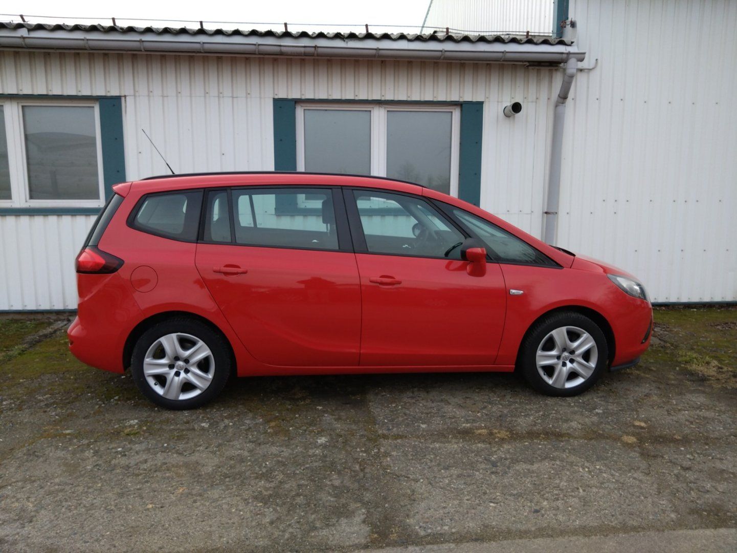 Opel Zafira, 1,4T 103kW, automat, serviska - fotka 4
