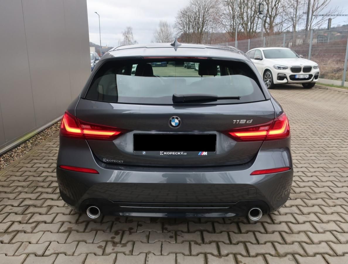 BMW Řada 1, 118d Sport Line - fotka 5