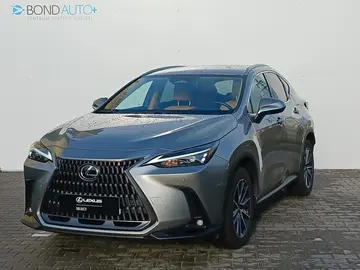 Lexus, NX 450h+ 2,5 HSD e-CVT BUSINES