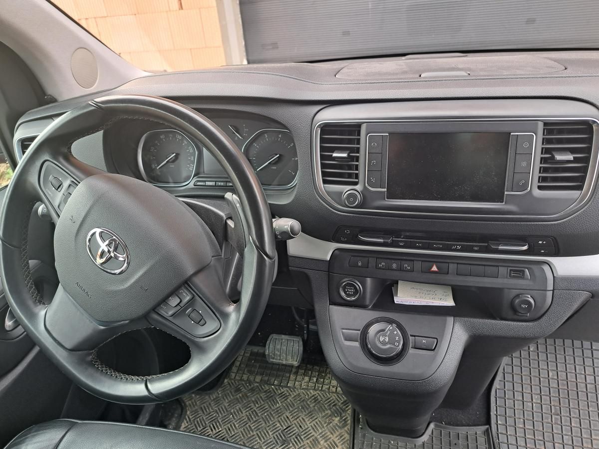 Toyota Proace Verso, 2.0D 8AT L1 130kW TAILGATE - fotka 3