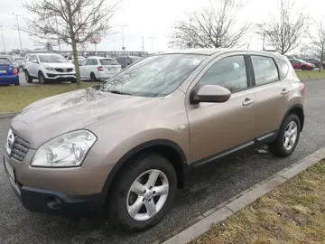 Nissan Qashqai, 1.5 DCI, VELMI DOBRÝ STAV.